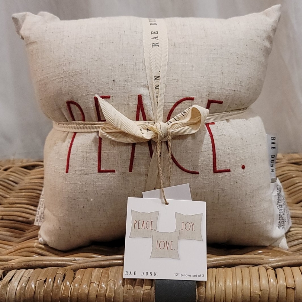Rae Dunn holiday pillows set